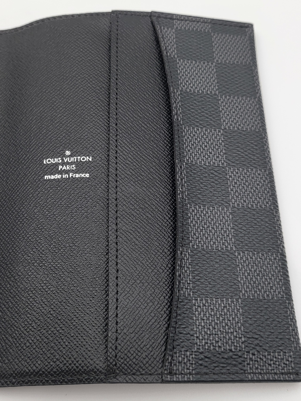 Louis Vuitton Damier Graphite Passport Holder, Authentic w/COA.... - Picture 14 of 16